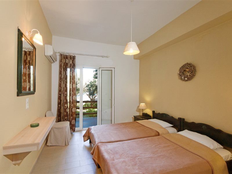 Venus Beach Hotel Bungalows Nea Styra Ngoại thất bức ảnh